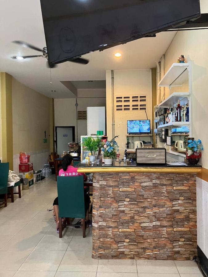 Cozy Place Patong Exterior foto